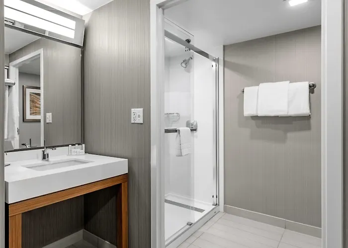 Hotel Courtyard Easton 3*